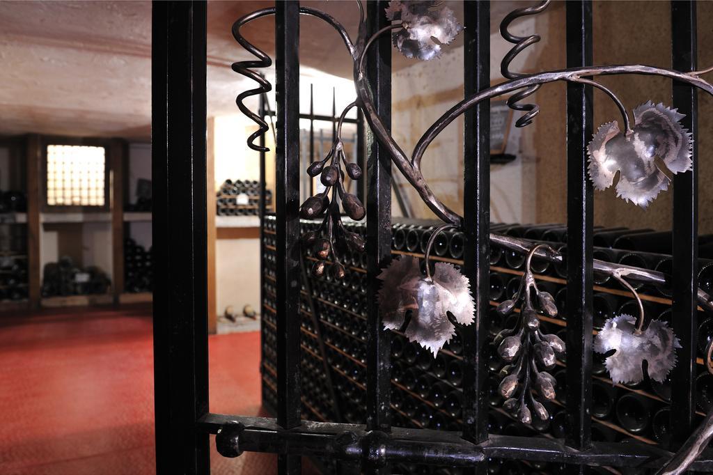 Saint-Christophe-des-Bardes Chateau Fombrauge المظهر الخارجي الصورة